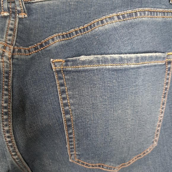 NWT Knox Rose Plus Size High Rise Distressed Bootcut Jeans Dark Wash - Picture 6 of 16